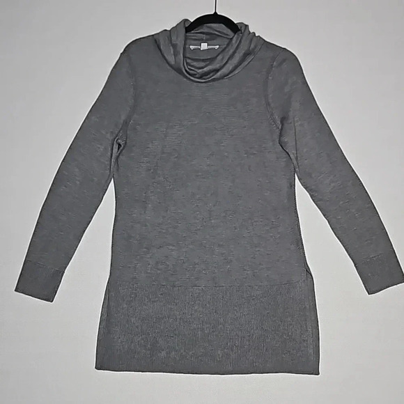 Adrienne Vittadini Size Medium Steel Gray Ribbed Tunic Turtleneck Sweater - Picture 16 of 16